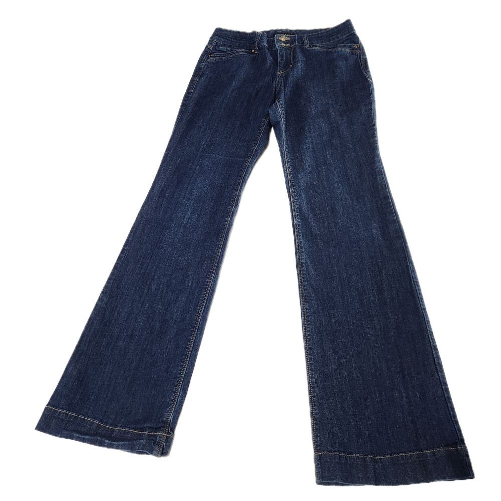 WHITE HOUSE BLACK MARKET BLUE JEANS